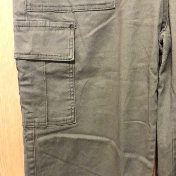 Fashion nova tunnel vision cropped jeans olive green size XL - Picture 6 of 9